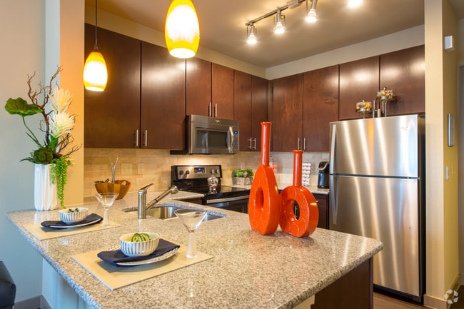 Building Photo - $1,000 off + $99 fee / 12-month leases! Unit NPO Rental