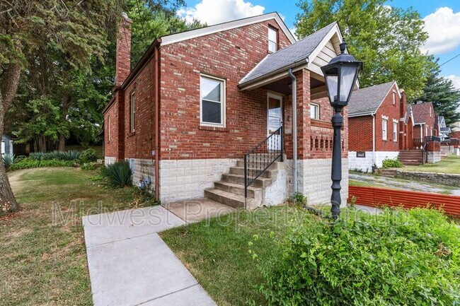 Photo - 3417 Eminence Blvd