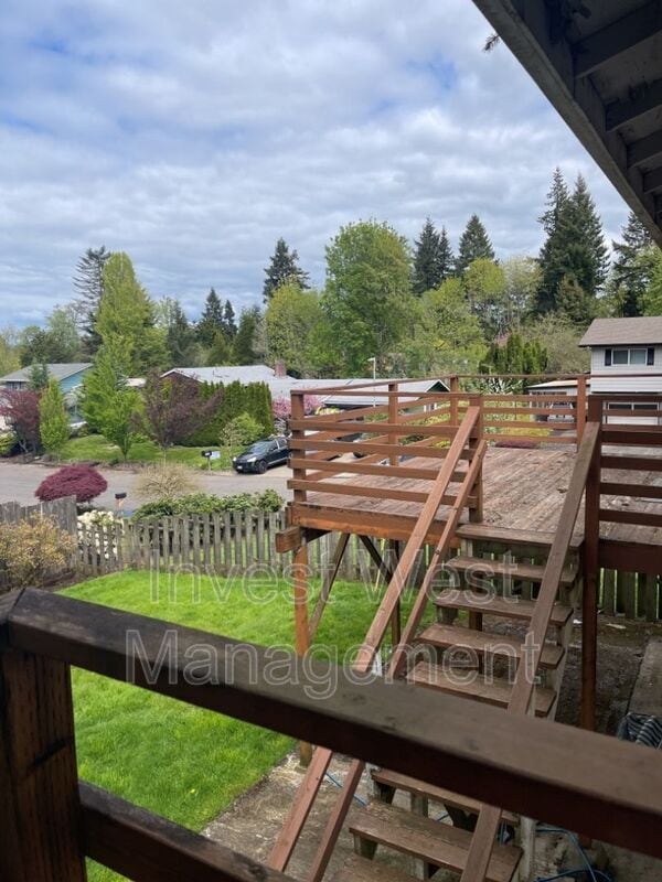 Photo - 2804 NE 113th St