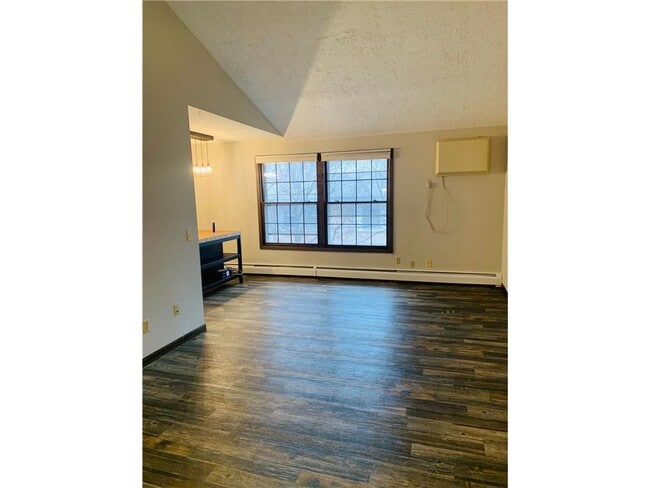 Photo - 932 Westbrooke Way Unit 8