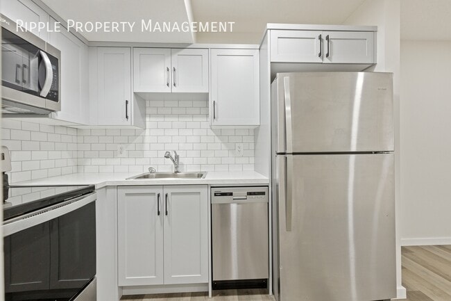 Photo - WONDERFUL 1 BED/ 1 BATH LOWER UNIT | PET FRIENDLY