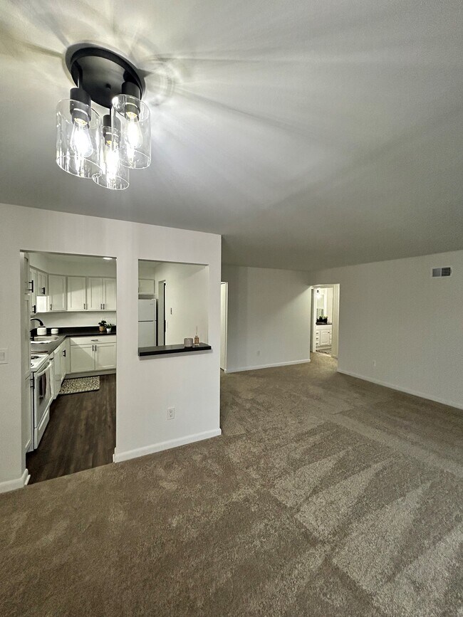Photo - Willow Tree Apartments