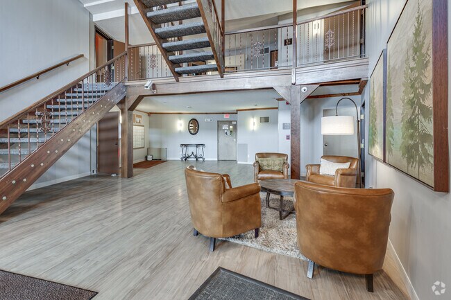 Lobby - Hemlock Pines