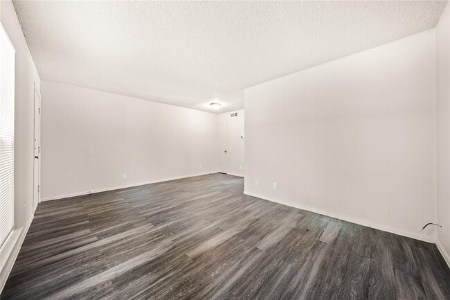 Photo - 2314 Greenfield Pkwy Unit 209