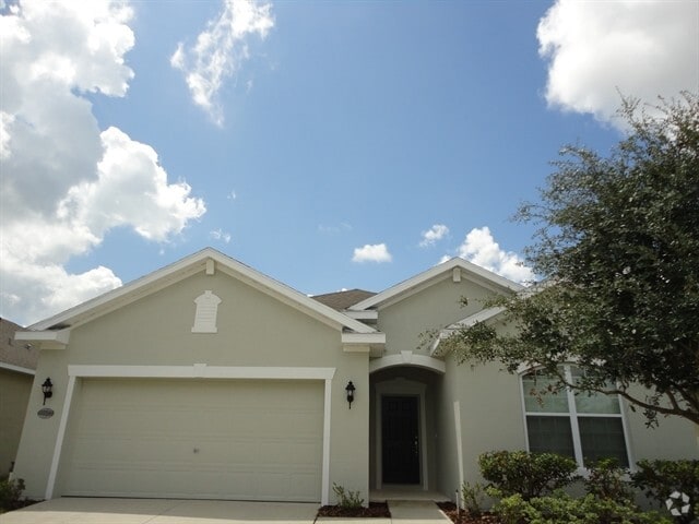 Building Photo - 30652 Palmerston Pl Rental