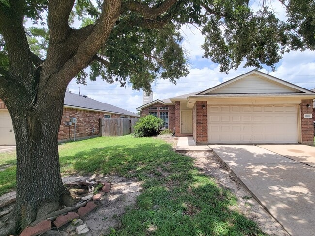 Building Photo - 18446 S Wimbledon Dr