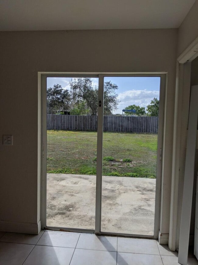 Photo - 133 Wilson Way NE