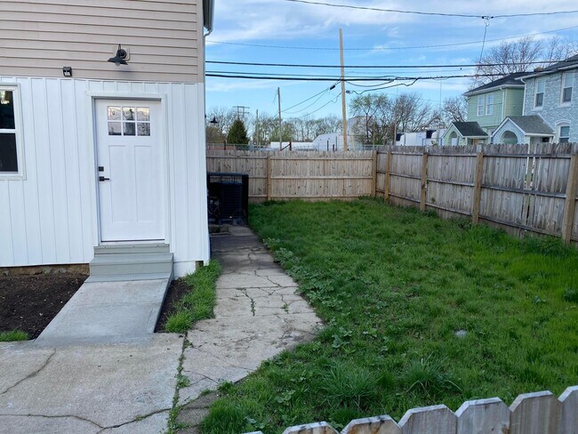 Photo - 27 Rodgers Ave