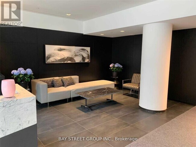 Photo - 203 College St Unit 703
