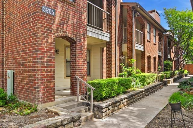 Building Photo - 3205 Donnelly Cir Unit 205