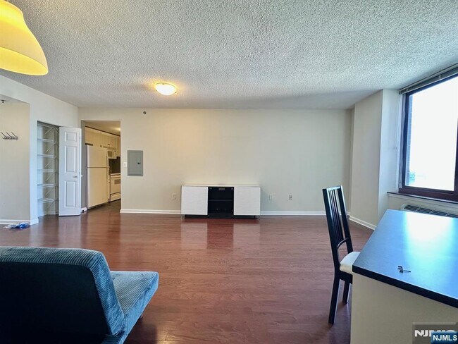 Photo - 100 Old Palisade Rd Unidad 3016