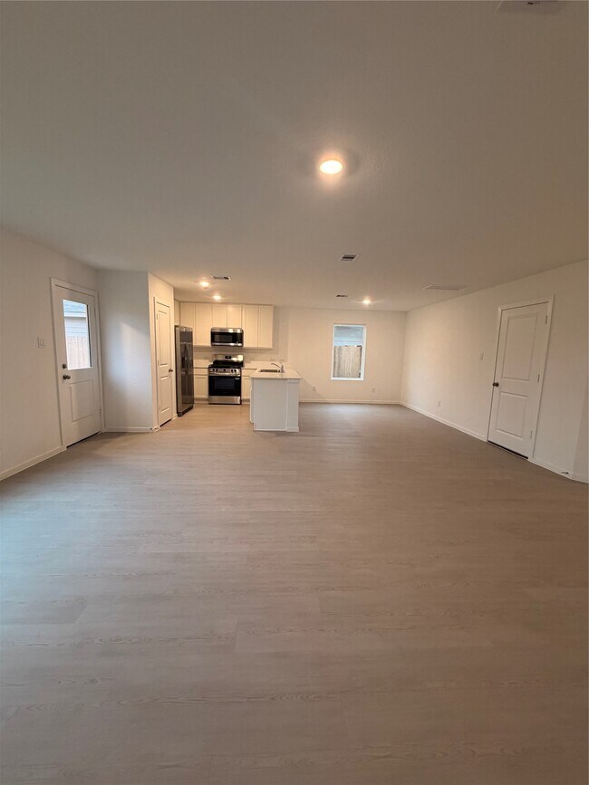 Photo - 1719 W Stroker Rd