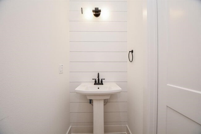 Photo - 2305 Maury St