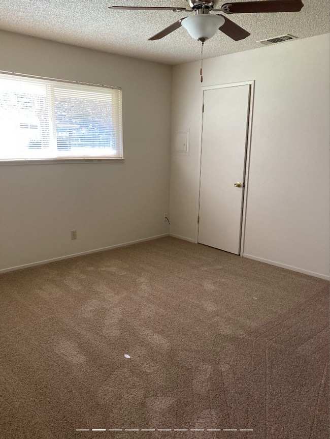 Lassen Villa Apartments