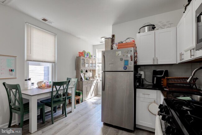 Photo - 4001 Cresson St Unit 2