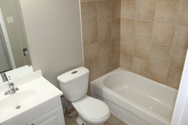 Photo - King Edward Apartments