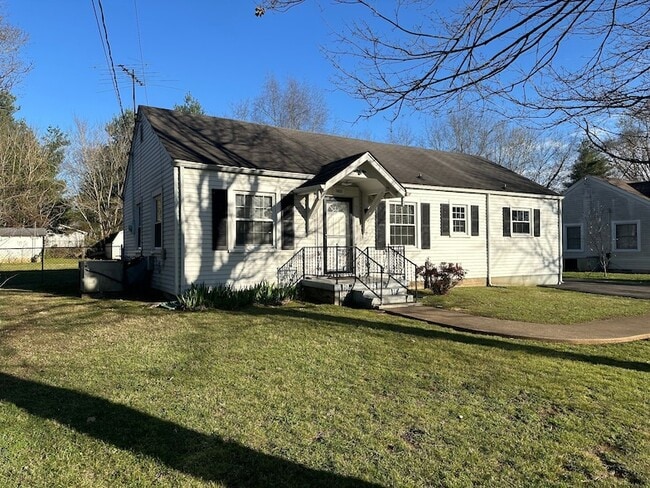 Photo - 1602 Kenneth Ave