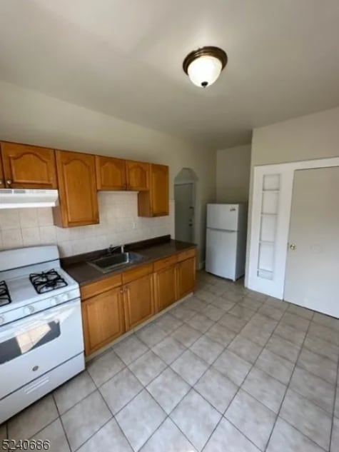 326 Field Pl Unit 2L