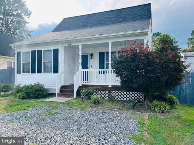 Photo - 349 3rd St House