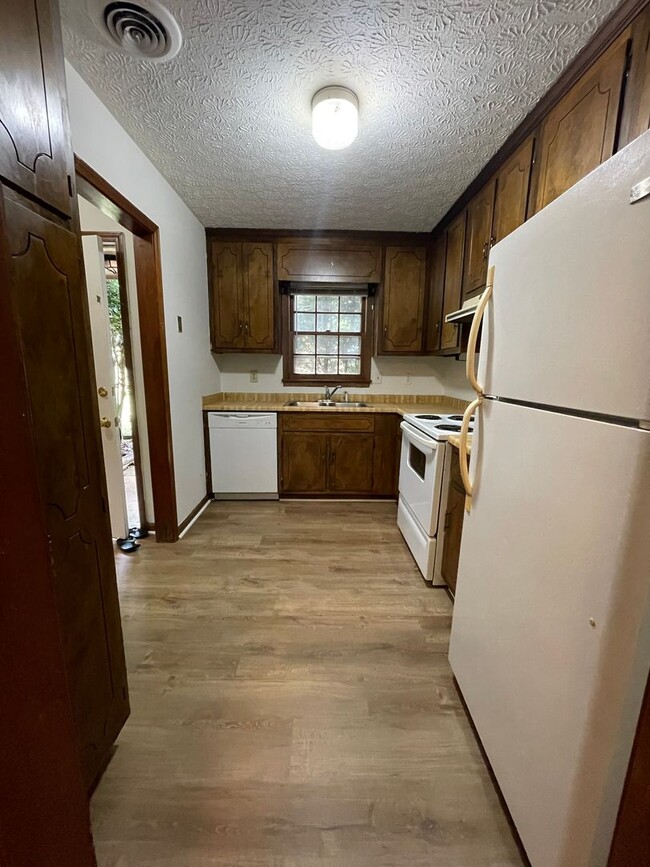 Photo - 2BR Duplex off of Epps Bridge near Timothy...