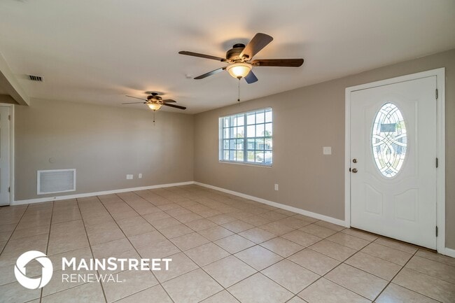 Photo - 3824 Moog Rd