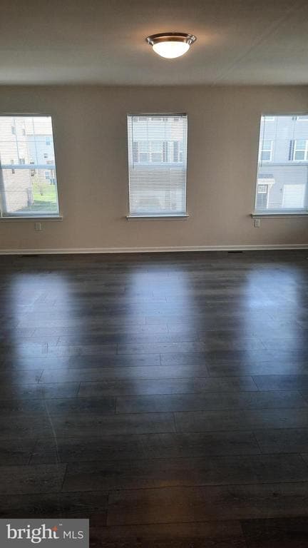 Photo - 829 Admiral's Quay Dr