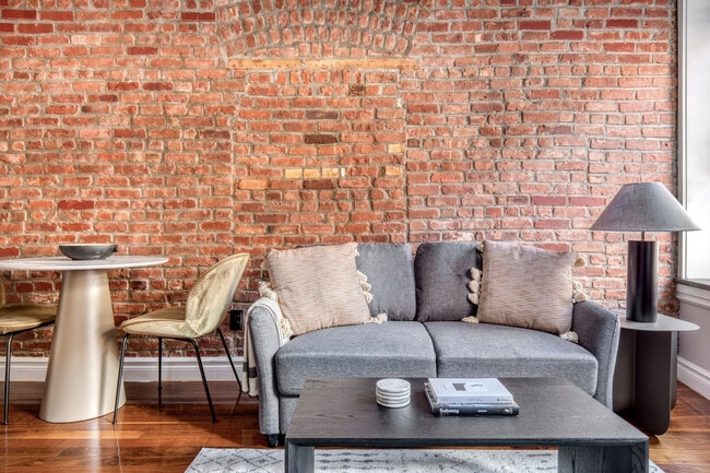 Photo - 20 Prince St Unidad FL6-ID2051