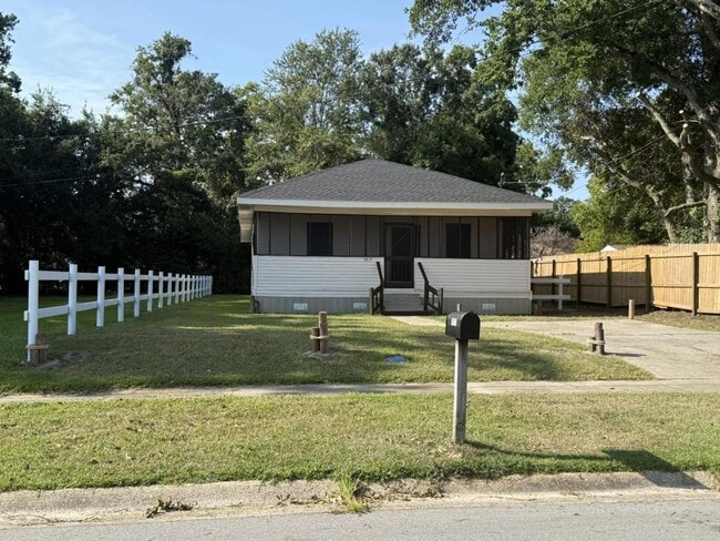 Building Photo - 3617 22nd St Rental