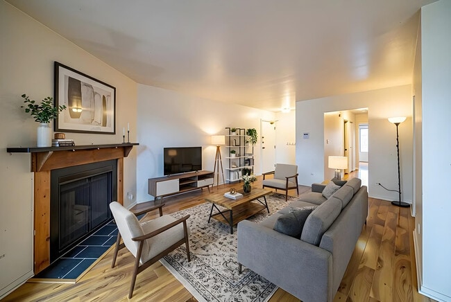 Photo - 7020 Barrington Ct Unit 203