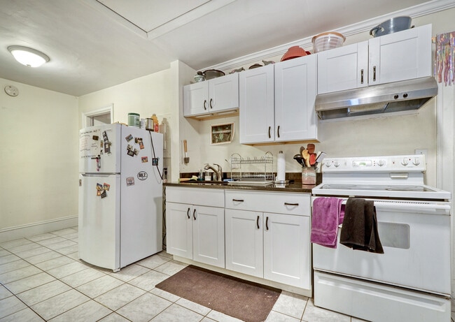 Photo - 645 Washington St Unit 3