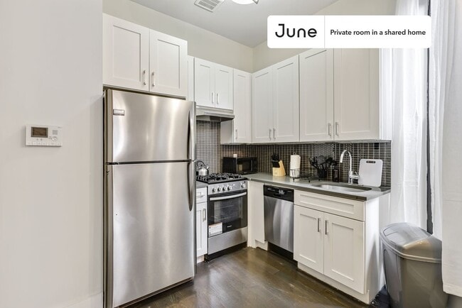 Room in Shared 4 bed/2 bath home in Crown Heights