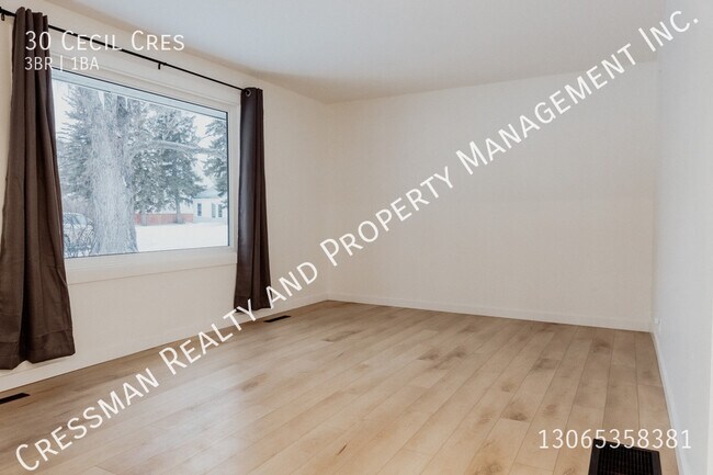 Photo - 3 Bed, 1 Bath FULL HOUSE W/ Garage & Carport located in Rosemont