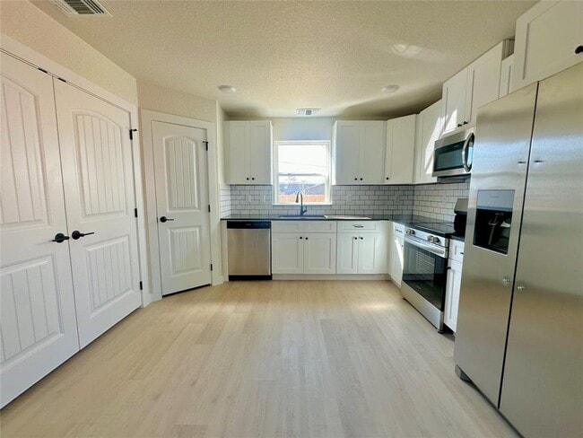 Photo - 1118 S 51st St