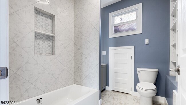 Photo - 19 Newfield St