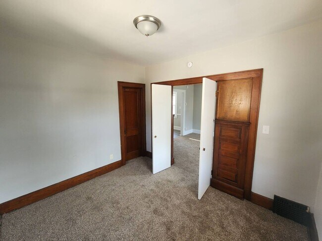 Photo - 2793 E 125th St Unidad Upper