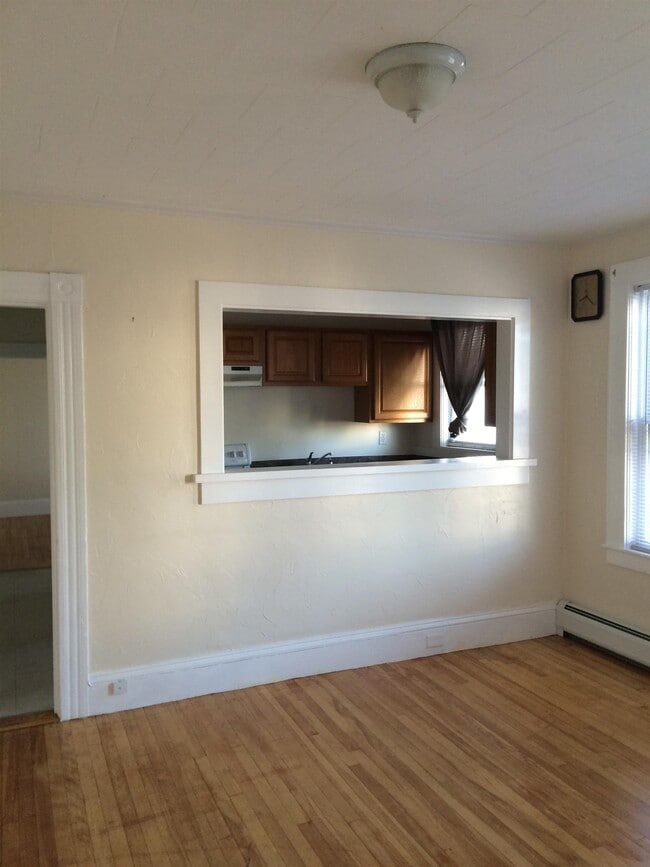 Photo - 108 Alsace St