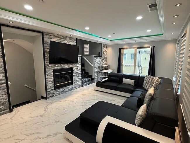 2696 Escala Cir