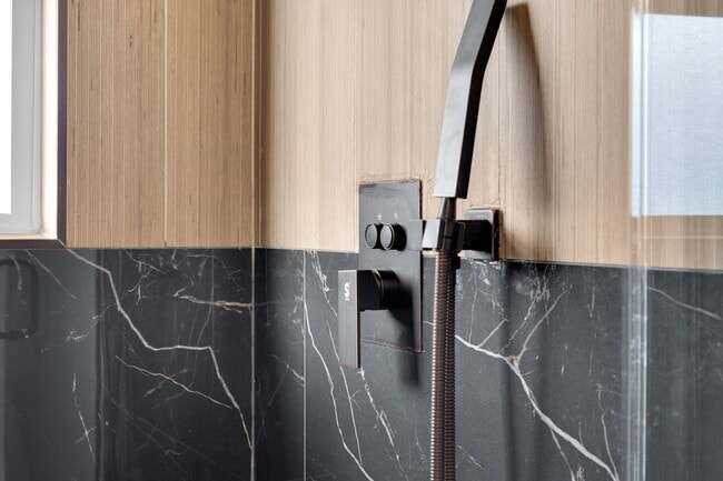 Photo - 6726 Dumble St