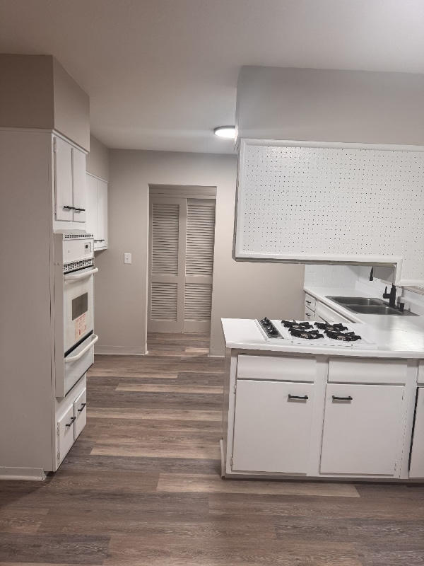 Photo - 12-14 Grove Ct Unidad 12