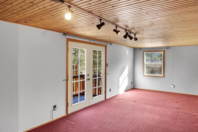 Photo - 9140 Picabo Rd