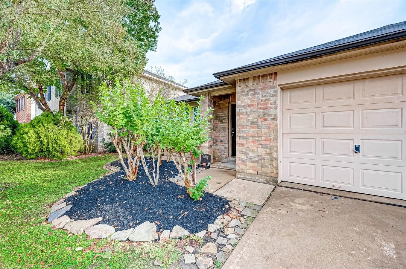 Photo - 7910 Raven Creek Ln
