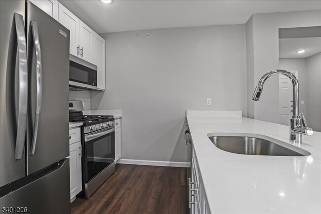 Photo - 224 Broad St Unit 302