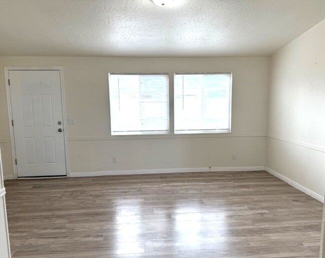 Photo - Cute double wide in Pleasant Valley