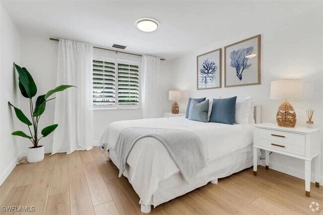 Building Photo - 1097 Frank Whiteman Blvd Rental