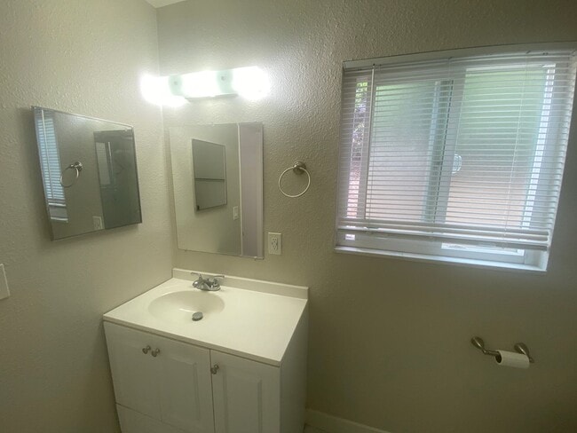 Photo - 33792 Robles Dr Unit A