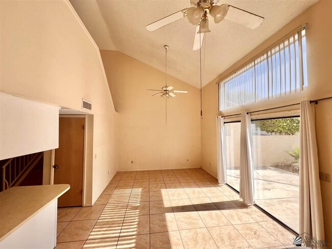 Photo - 2045 S 14th Ave Unit 2