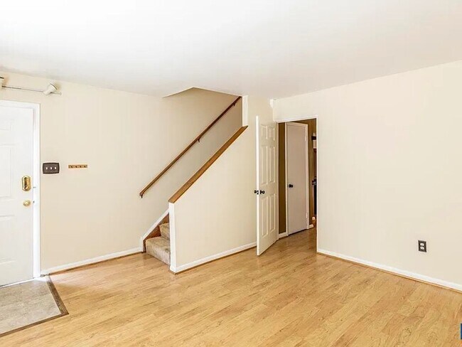 Photo - One Bedroom Townhouse