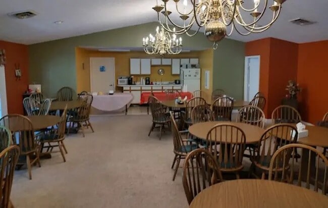 Photo - 149 E Jones St