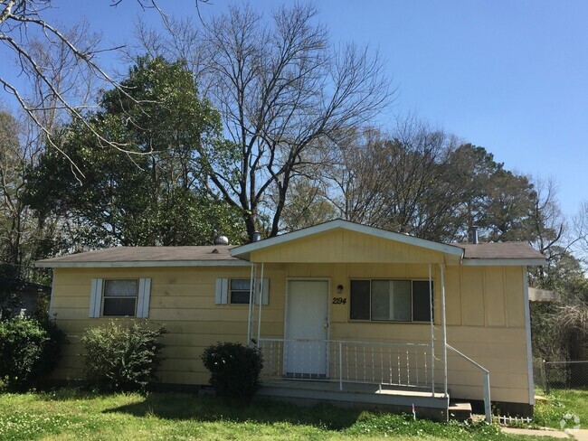 Building Photo - **AVAILABLE NOW**East Columbus, GA 3 Bedro... Rental