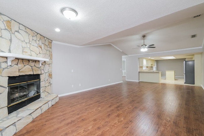 Photo - 1590 Rain Bird Ct
